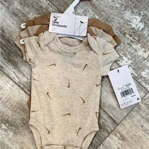 Nike baby onesies Bodysuit Set - of 3 Beige and Brown